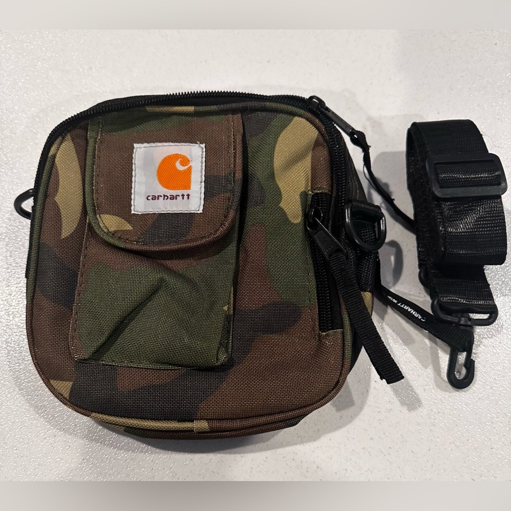 CARHARTT Camouflaged Cross Body Bag with Strap